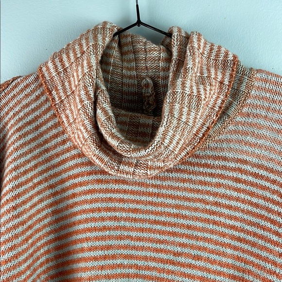 Cabi striped tunic sweater Size L - Picture 3 of 6